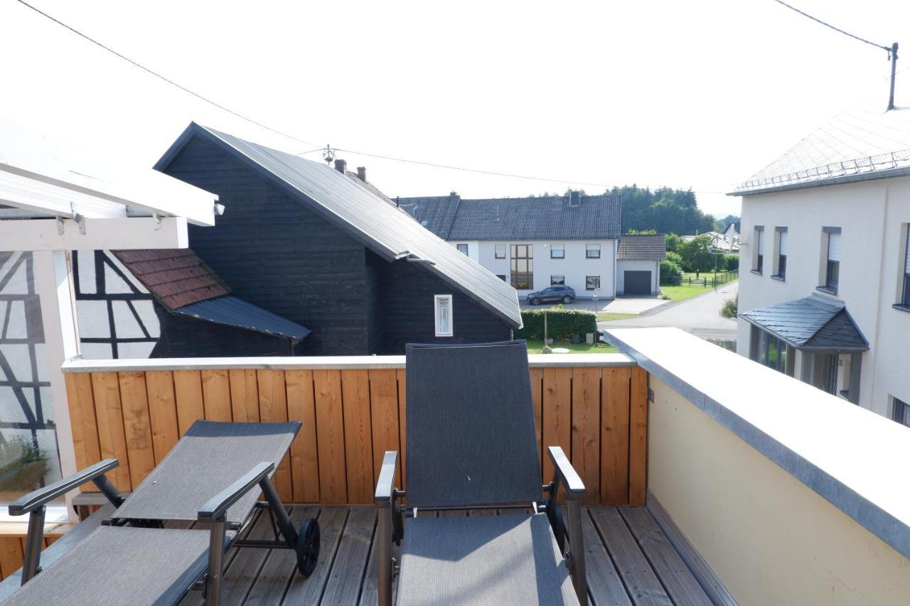 Ferienunterkunft Vulkaneifel - Baltes-Haus Brockscheid Exterior photo